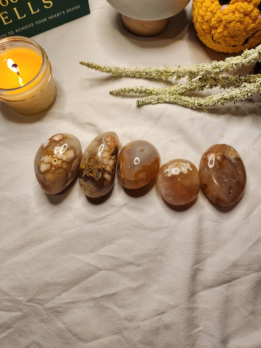 Flower Agate Palm Stones